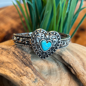 turquoise heart stretchable silver bracelet